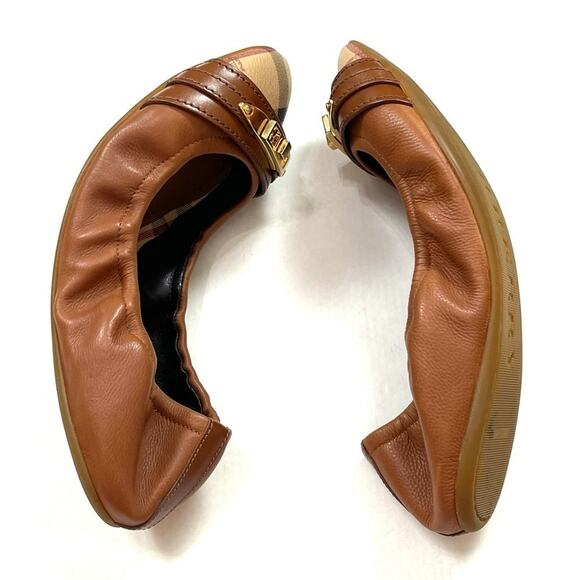 Like NEW Burberry Plaid Haymarket Aston Ballerina Flats EU 37.5 - Picture 11 of 14